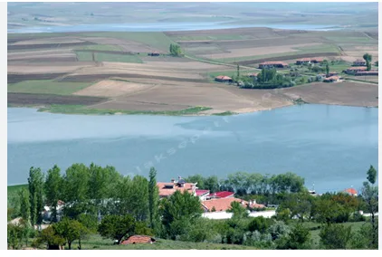 DOĞA KÖYÜNDE KONUT ARSASI
