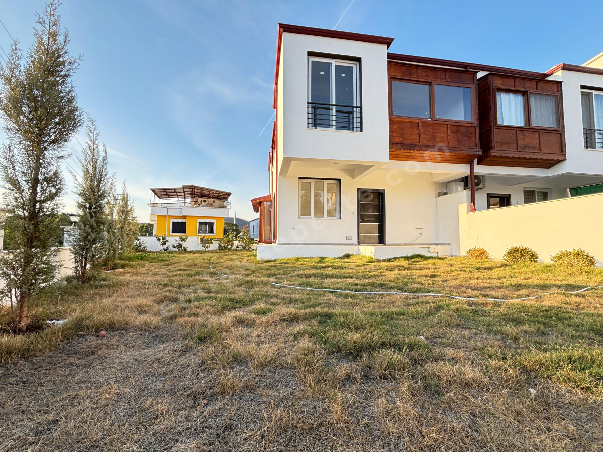Doğanbey Payamlı Da Geniş Bahçeli Sıfır 3+1 Satılık Villa